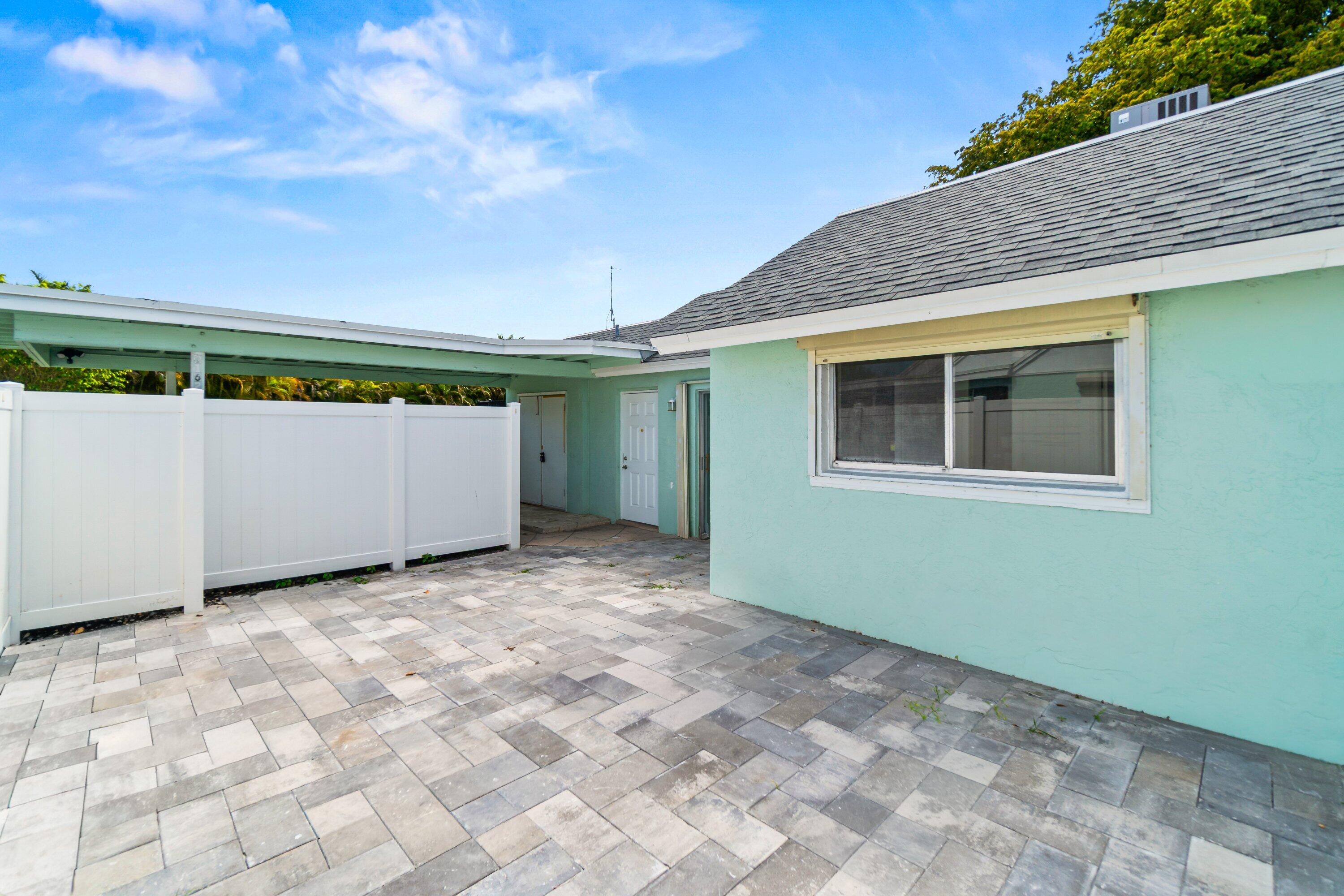 9162 Southwest 5th Street, Unit A Boca Raton, FL 33428 - Photo 27 of 36 006-9162Southwest5thStreet-A-BocaRaton-F