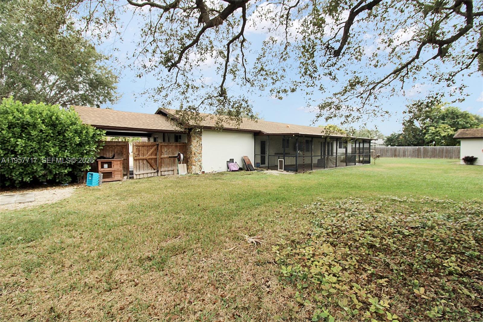 19520 Southwest 307th Street Homestead, FL 33030 - Photo 28 of 35