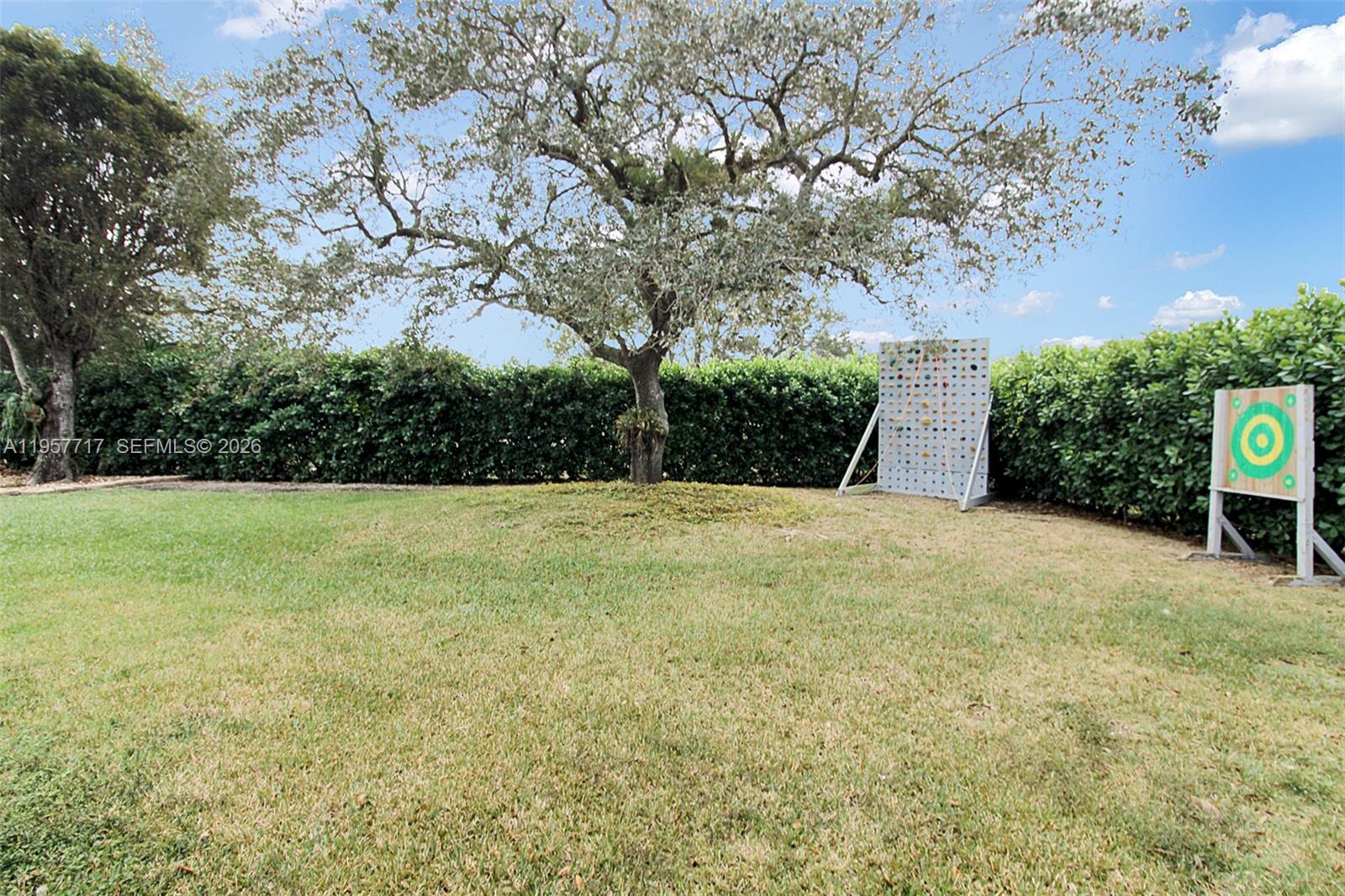 19520 Southwest 307th Street Homestead, FL 33030 - Photo 31 of 35