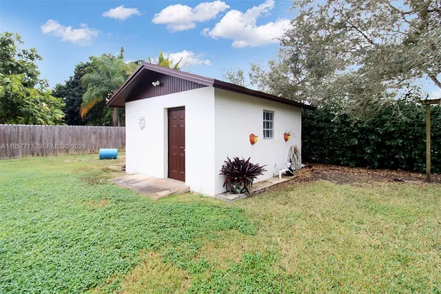 $700,000 | 19520 Southwest 307th Street, Homestead, FL 33030