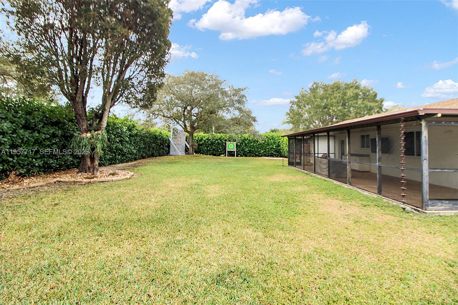 19520 Southwest 307th Street Homestead, FL 33030 - Photo 34 of 35