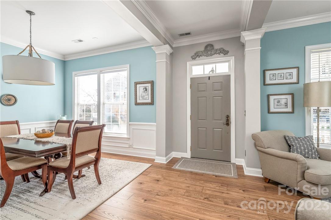 4108 Cedar Point Avenue Matthews, NC 28104 - Photo 7 of 41 a living room with furniture and a window