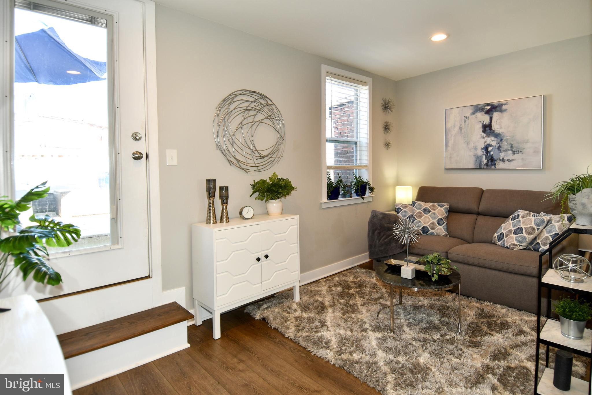 846 Harlem Avenue Baltimore, MD 21201 - Photo 13 of 58 Sitting Room Primary Level