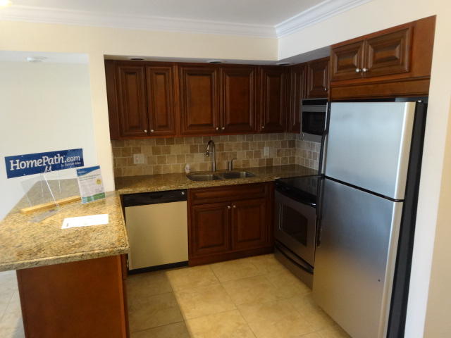 650 Beach Road, Unit YI103 Key Largo, FL 33037 - Photo 6 of 13 Kitchen view 1