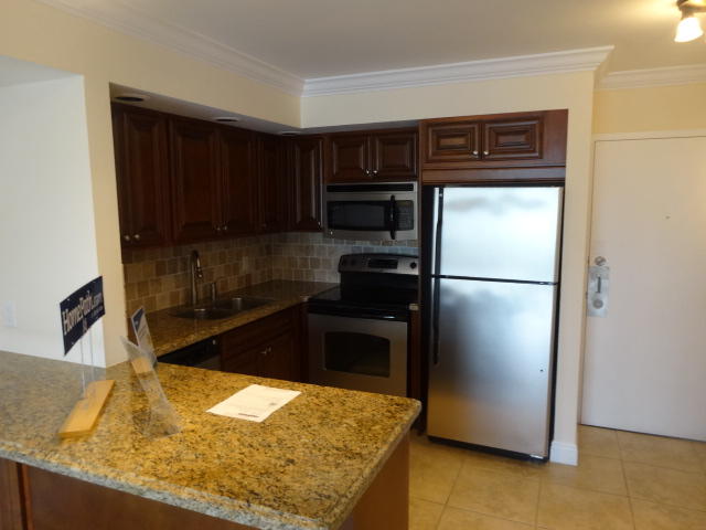 650 Beach Road, Unit YI103 Key Largo, FL 33037 - Photo 7 of 13 Kitchen view 2