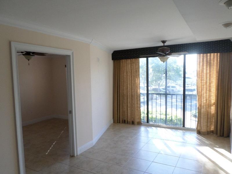 650 Beach Road, Unit YI103 Key Largo, FL 33037 - Photo 8 of 13 Living room view 4