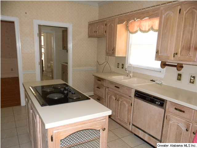 4267 Walnut Street Pinson, AL 35126 - Photo 10 of 28