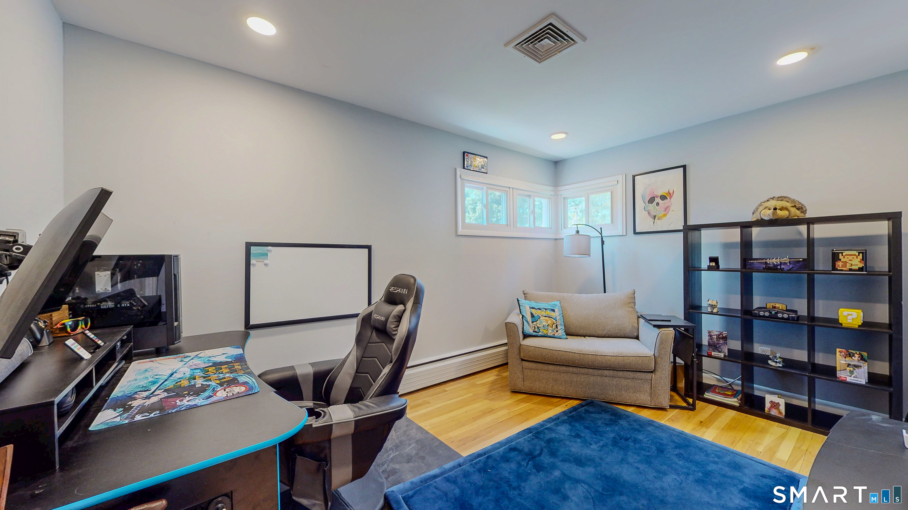 347 Edison Road Trumbull, CT 06611 - Photo 27 of 38