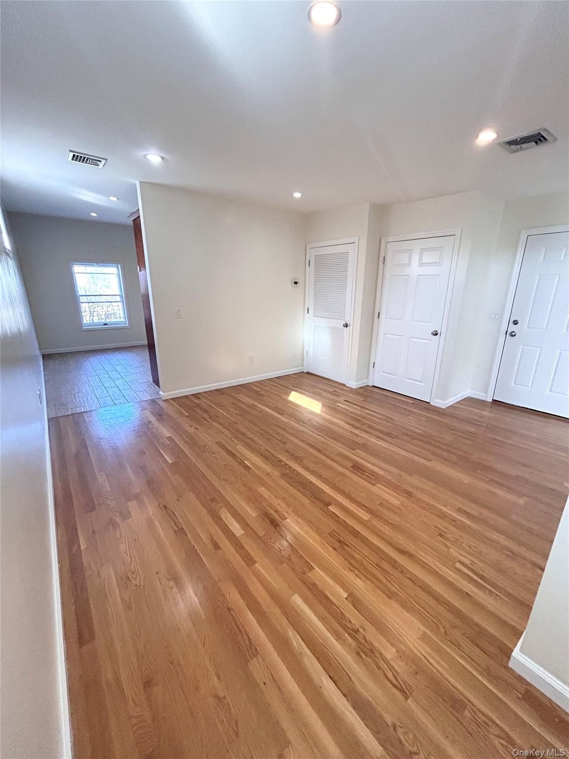 32 Main Street, Unit 3 Ossining, NY 10562 - Photo 5 of 6 Living Room