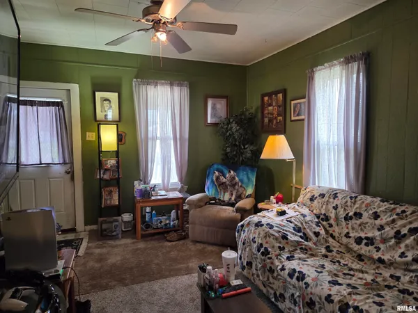$43,900 | 1336 East Wheeler Street, Macomb, IL 61455