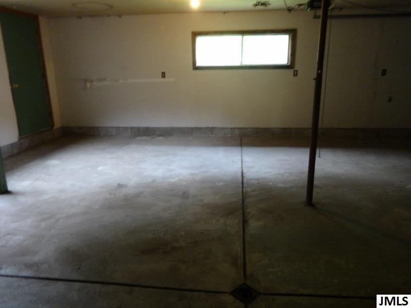 8450 North Meridian Road Jackson, MI 49201 - Photo 23 of 29 Photo 23