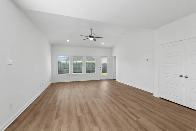 $351,990 | 3402 Angus Farm Drive, Rosenberg, TX 77471