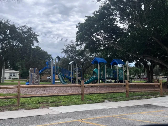 $3,950 | 1014 West Drew Street, Lantana, FL 33462