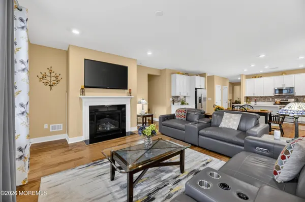 $639,900 | 44 Saratoga Road, New Egypt, NJ 08533