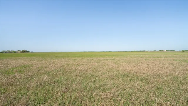 $981,200 | 418 County Road 418, Thorndale, TX 76577