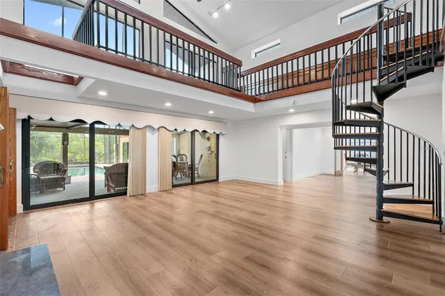 $1,449,000 | 1721 Allens Creek Drive, Clearwater, FL 33764