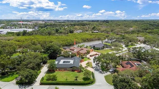 $1,449,000 | 1721 Allens Creek Drive, Clearwater, FL 33764