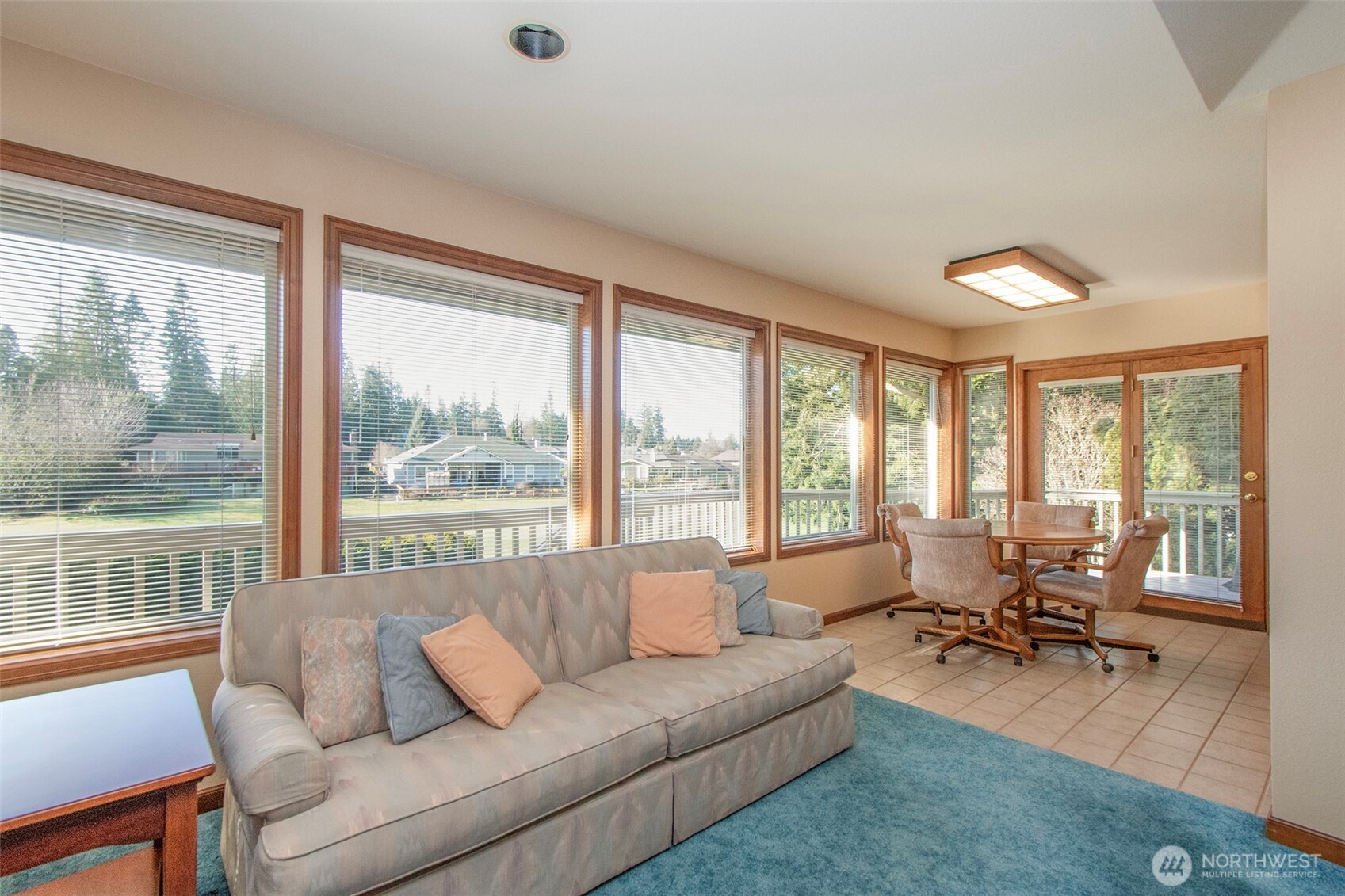 6200 Woodcock Road Sequim, WA 98382 - Photo 17 of 40