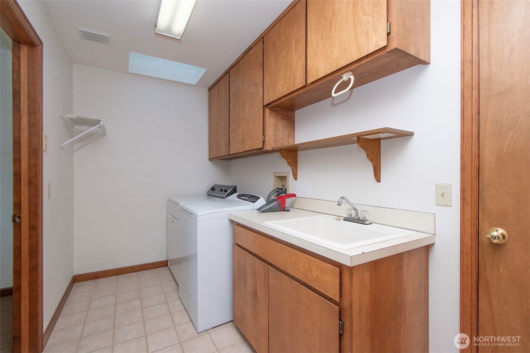 6200 Woodcock Road Sequim, WA 98382 - Photo 34 of 40