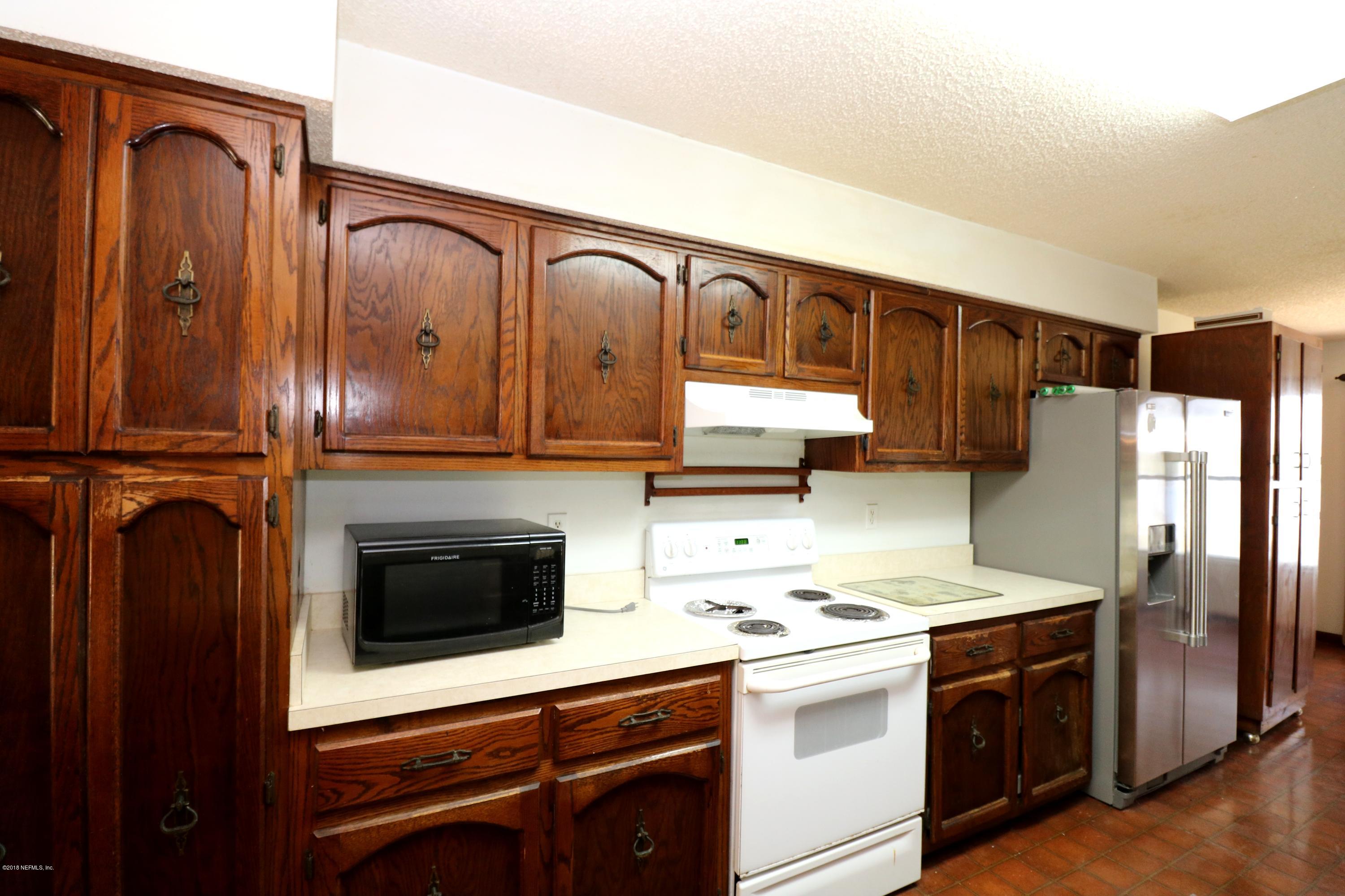 357 East Buffalo Bluff Road Satsuma, FL 32189 - Photo 15 of 47 Kitchen