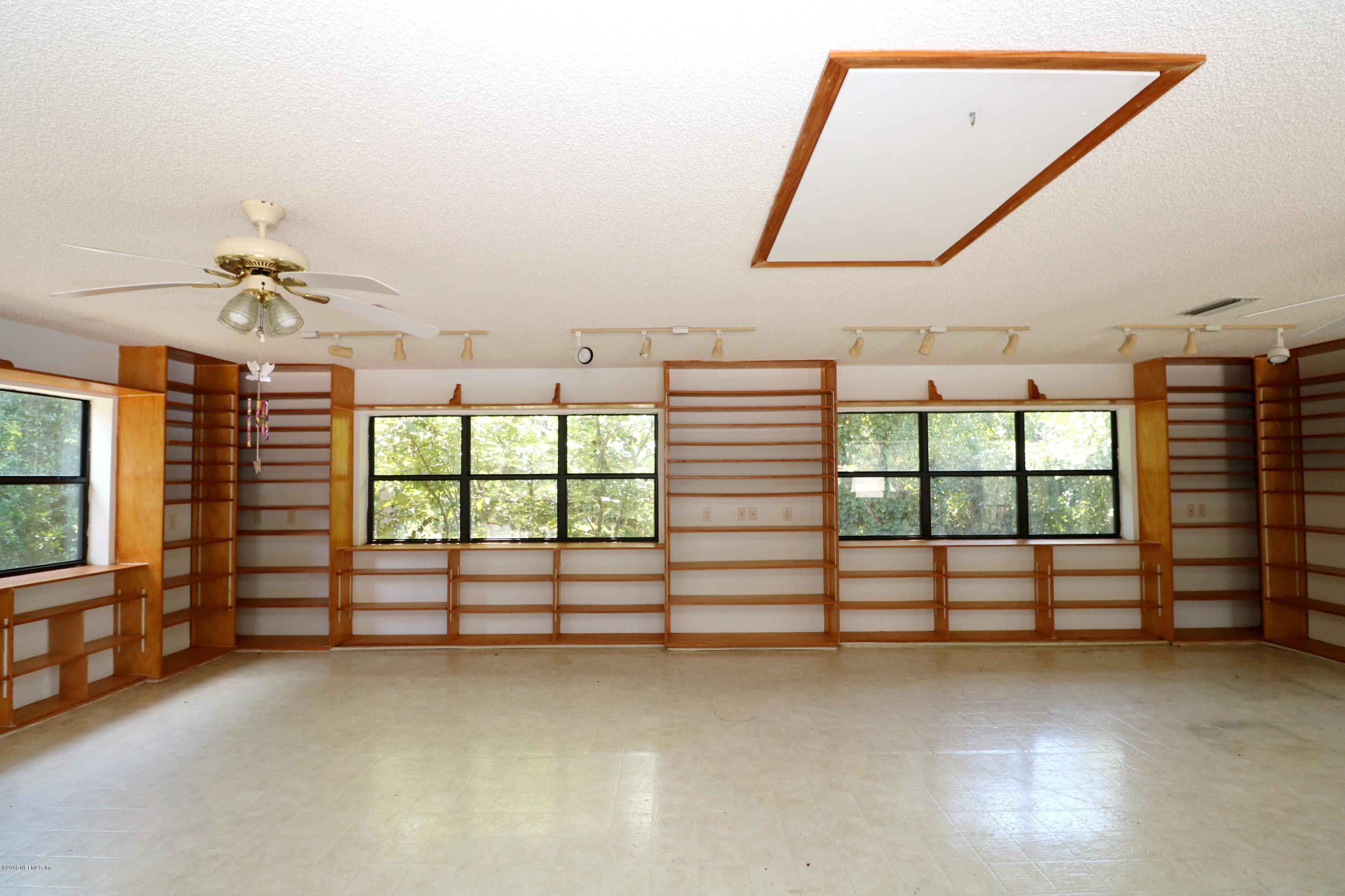357 East Buffalo Bluff Road Satsuma, FL 32189 - Photo 29 of 47 Built on bookcase in loft