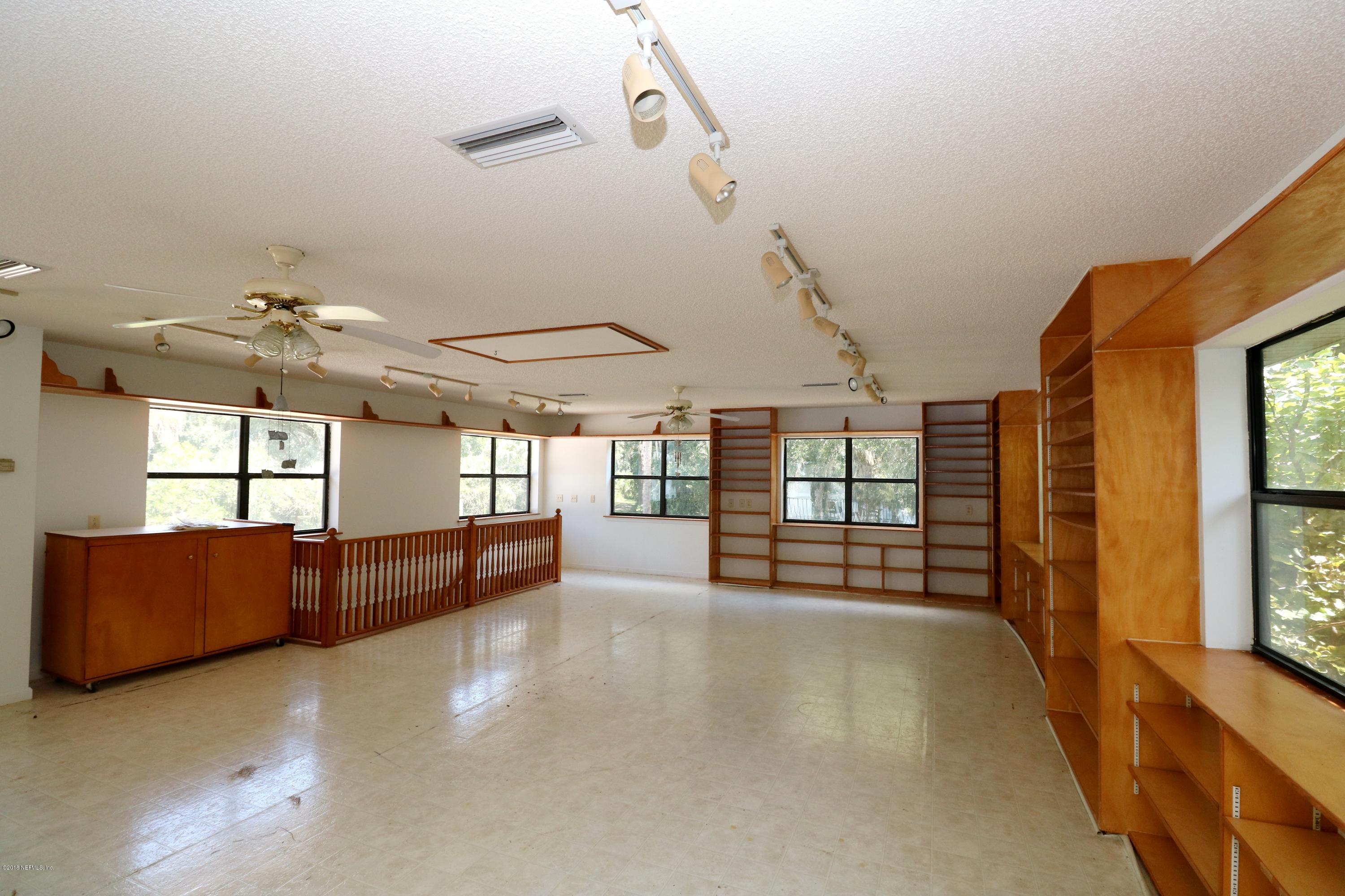 357 East Buffalo Bluff Road Satsuma, FL 32189 - Photo 30 of 47 Upstairs studio