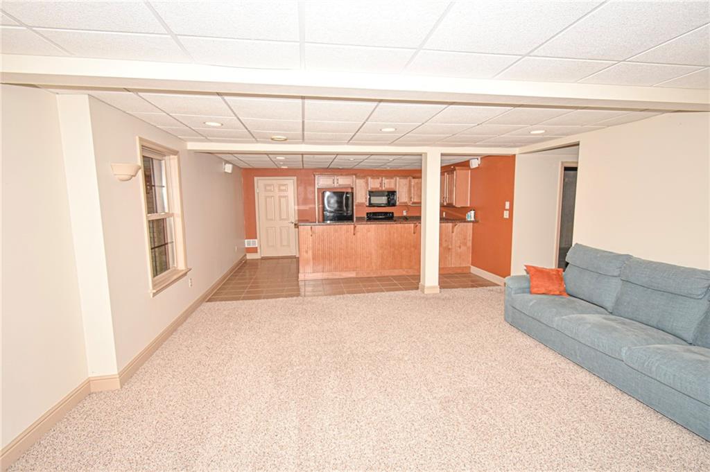 2137 John's Ridge Road Coraopolis, PA 15108 - Photo 16 of 20 Gallery Image 16