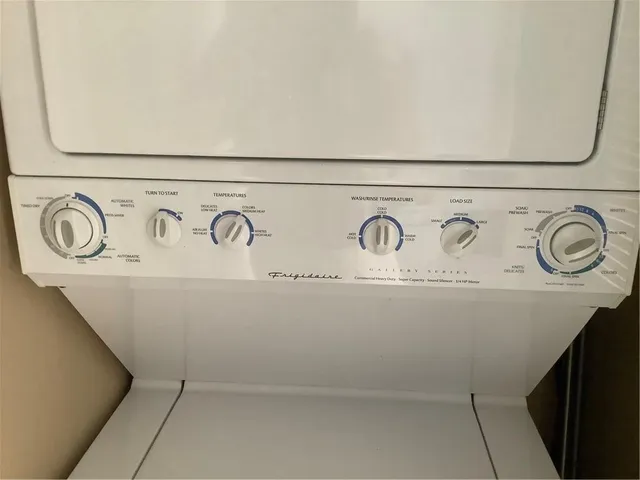 $2,100 | 2379 Southwest 15th Street, Unit 114, Deerfield Beach, FL 33442