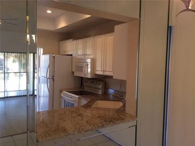 $2,100 | 2379 Southwest 15th Street, Unit 114, Deerfield Beach, FL 33442