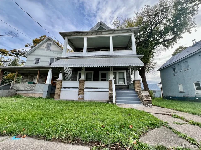 $1,150 | 1119 15th Street, Niagara Falls, NY 14301