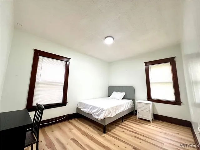 $1,150 | 1119 15th Street, Niagara Falls, NY 14301