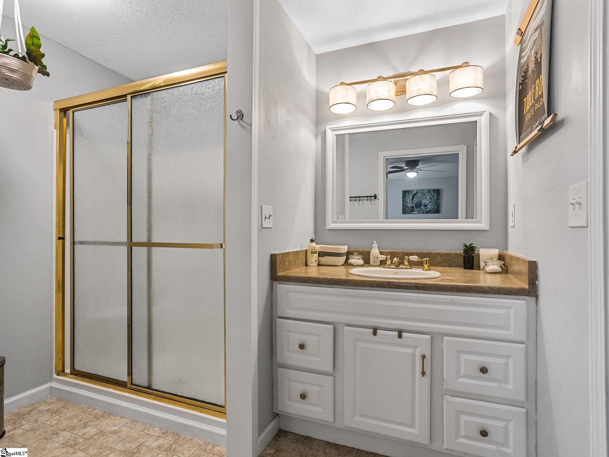 100 Gregory Drive Greer, SC 29650 - Photo 17 of 35 Gallery Image 17