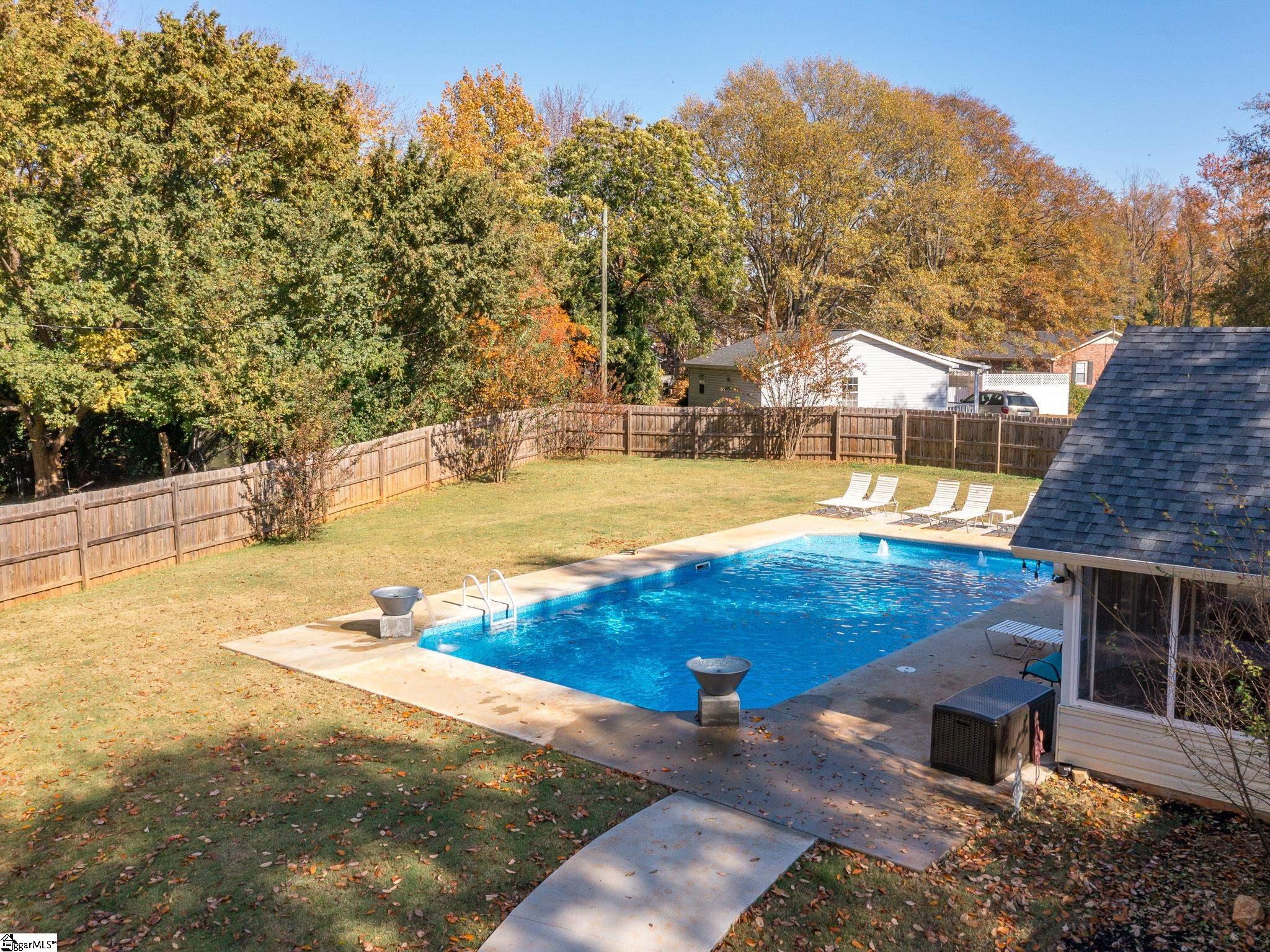 100 Gregory Drive Greer, SC 29650 - Photo 32 of 35 Gallery Image 32