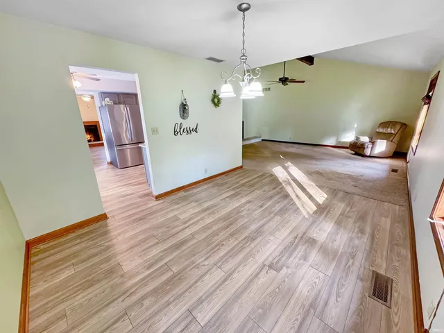 $285,000 | 7711 Woodland Drive, Newburgh, IN 47630