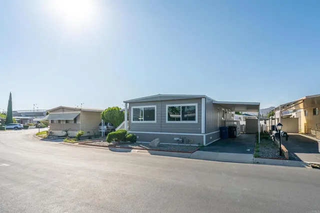 $229,000 | 3700 Buchanan, Unit SPC 131, Corona, CA 92503