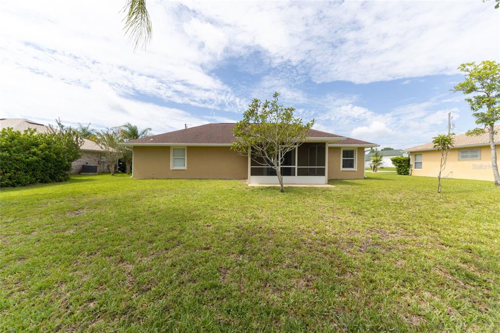 37 Rockefeller Drive Palm Coast, FL 32164 - Photo 16 of 18