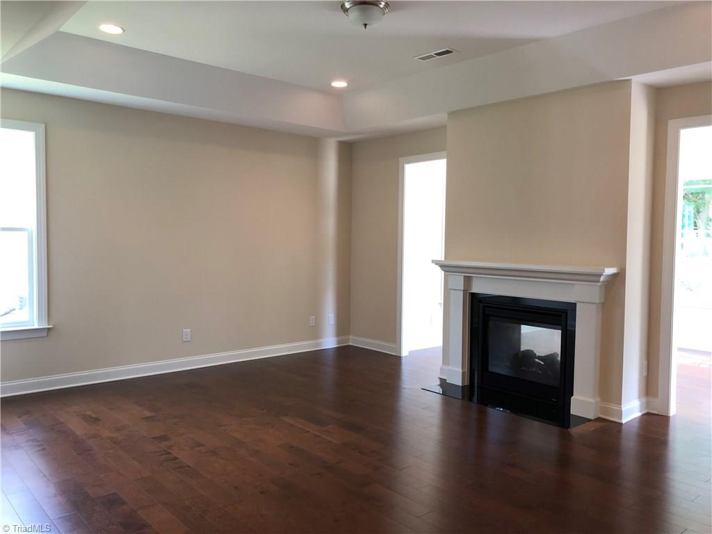 3404 Amber Mdws Road, Unit 35 High Point, NC 27265 - Photo 6 of 30