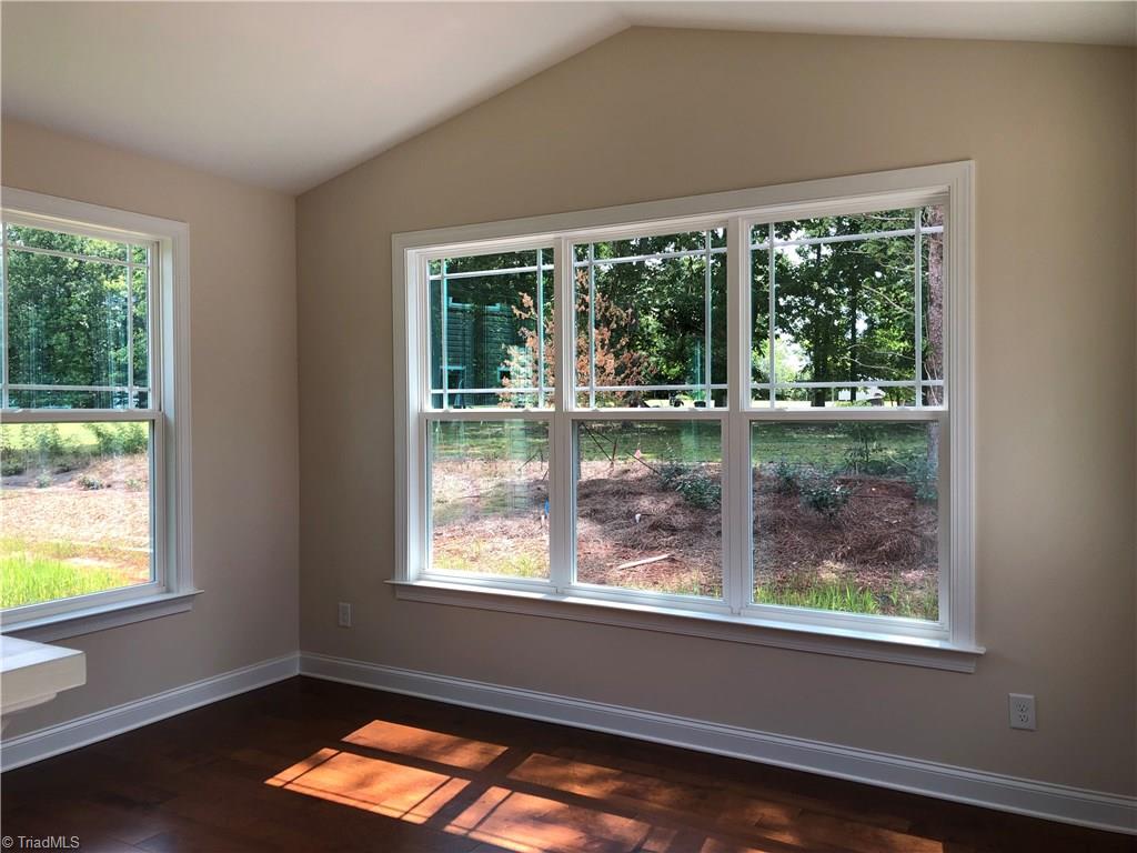 3404 Amber Mdws Road, Unit 35 High Point, NC 27265 - Photo 8 of 30