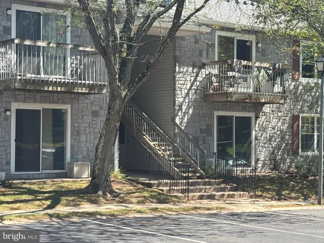 $2,000 | 34 Barberry Court, Lawrence Township, NJ 08648