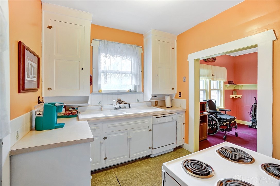 262 Ridge Road Springfield, OH 45503 - Photo 15 of 34 Gallery Image 15