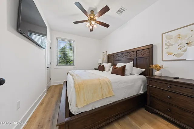 $2,975 | 204 Steiner Oaks, Lafayette, LA 70508