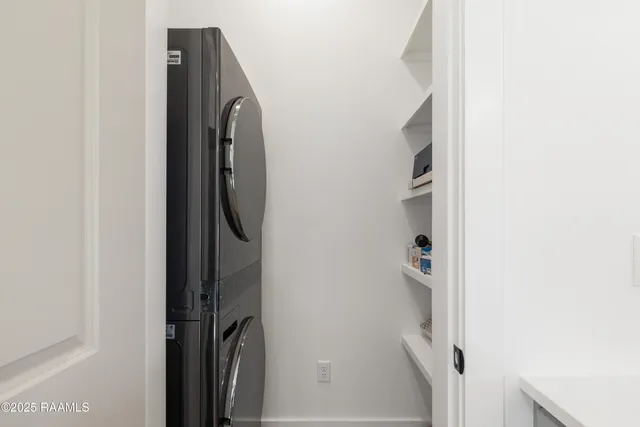 $2,975 | 204 Steiner Oaks, Lafayette, LA 70508