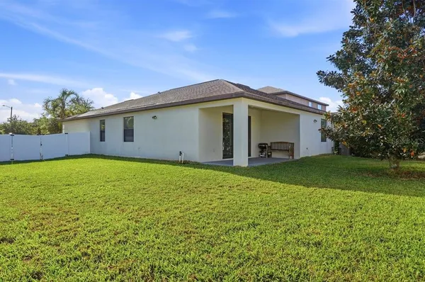 $415,000 | 10910 Whittney Chase Drive, Riverview, FL 33579