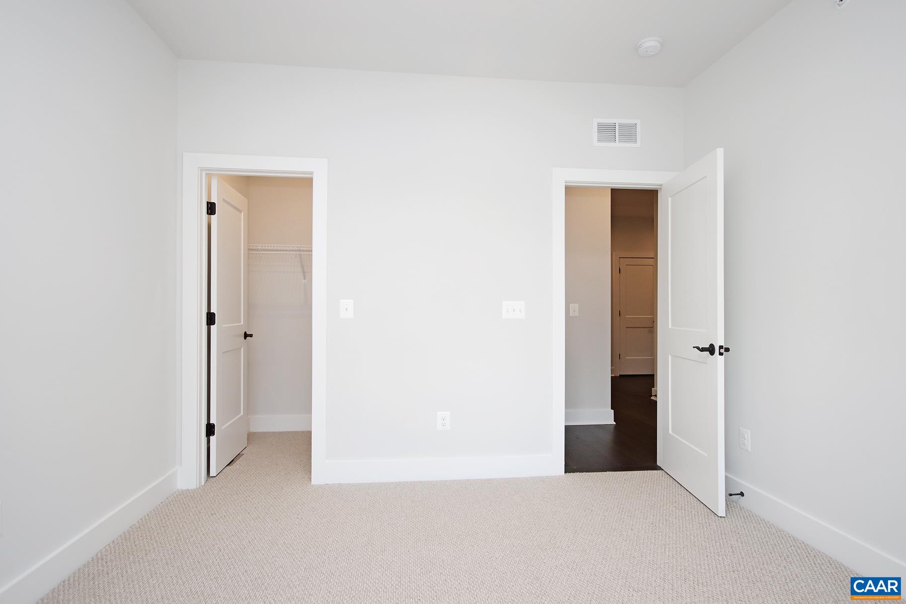 806 Wesley Lane, Unit B Charlottesville, VA 22911 - Photo 17 of 20