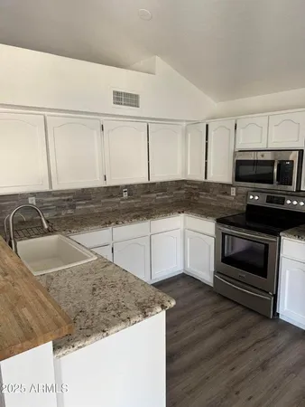$2,695 | 3965 East Des Moines Street, Mesa, AZ 85205
