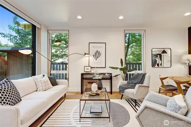 $925,000 | 4869 35th Avenue South, Seattle, WA 98118