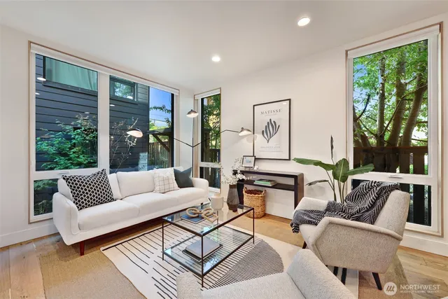 $925,000 | 4869 35th Avenue South, Seattle, WA 98118