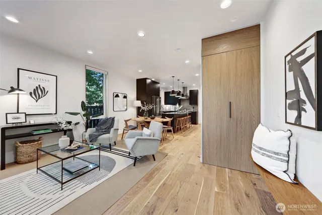 $925,000 | 4869 35th Avenue South, Seattle, WA 98118