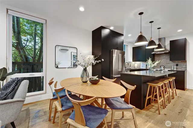 $925,000 | 4869 35th Avenue South, Seattle, WA 98118