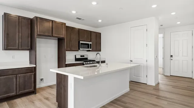 $700,549 | 1101 Potter Drive, Lathrop, CA 95330